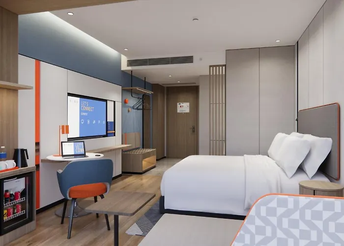 Holiday Inn Express Jiangmen East Station By Ihg